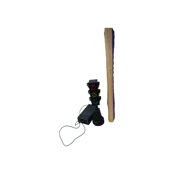 Christmas Valley Traffic Light Decoration 3-Color Chasing Lights Battery Operate - Picture 5 of 9